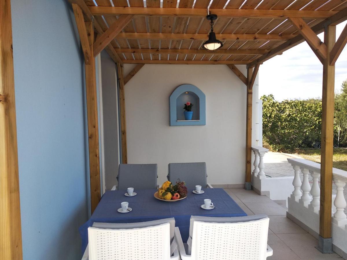 Rita Mare Seafront Villas Heated Pools Gennadi Esterno foto