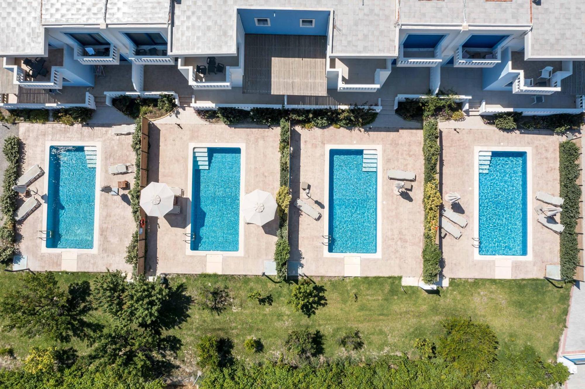 Rita Mare Seafront Villas Heated Pools Gennadi Esterno foto