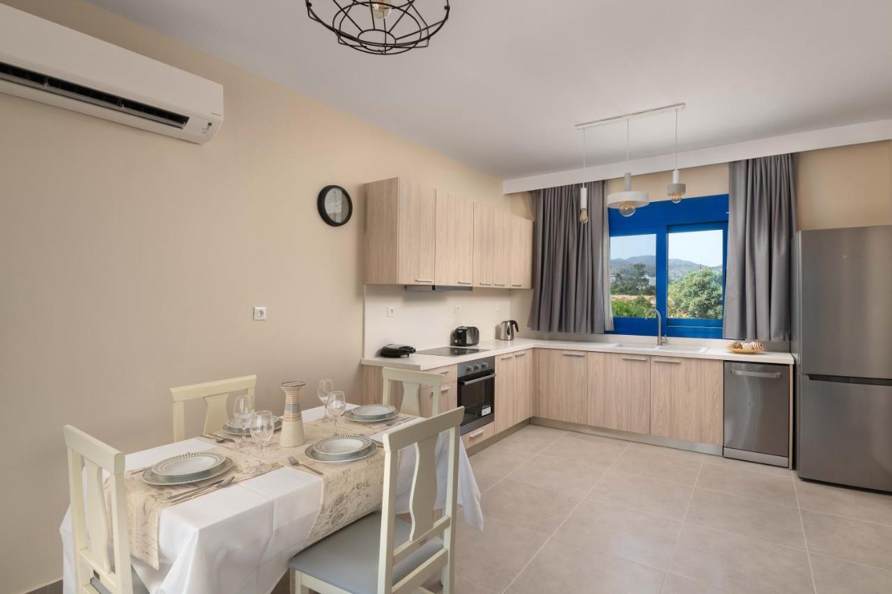 Rita Mare Seafront Villas Heated Pools Gennadi Esterno foto