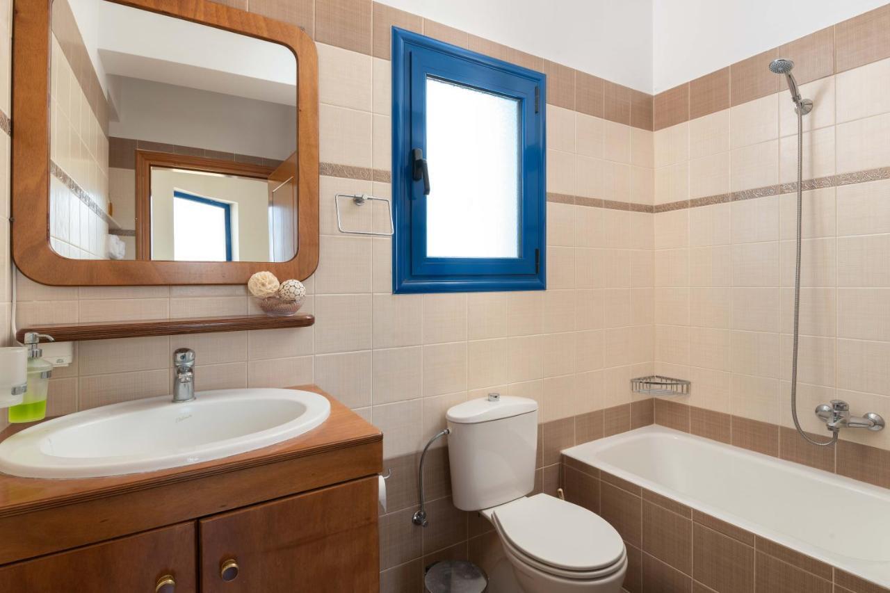 Rita Mare Seafront Villas Heated Pools Gennadi Esterno foto